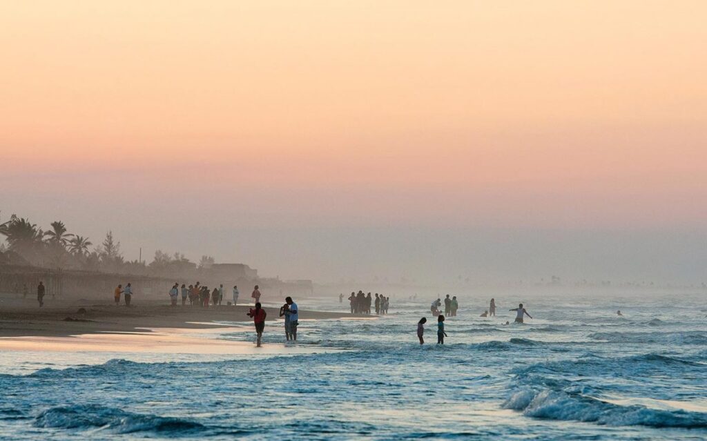 Diputados aprueban acceso público garantizado a playas 5 Diputados aprueban acceso público garantizado a playas