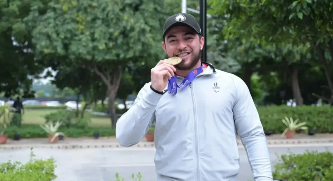 Luis Carlos López gana oro y rompe récord en Mundial de Paratletismo