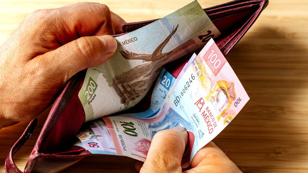 Inflación baja a 3.63% en octubre; servicios siguen presionando 2 Inflación baja a 3.63% en octubre; servicios siguen presionando