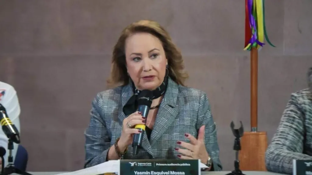 SCJN aplica por primera vez la reforma a la Ley de Amparo 2 SCJN aplica por primera vez la reforma a la Ley de Amparo