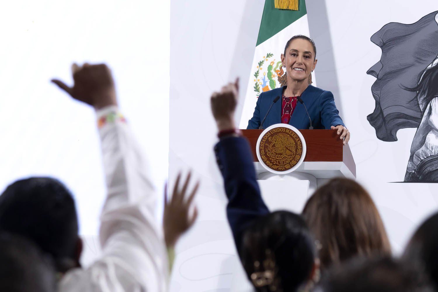 15 Sheinbaum anuncia sistema de salud universal