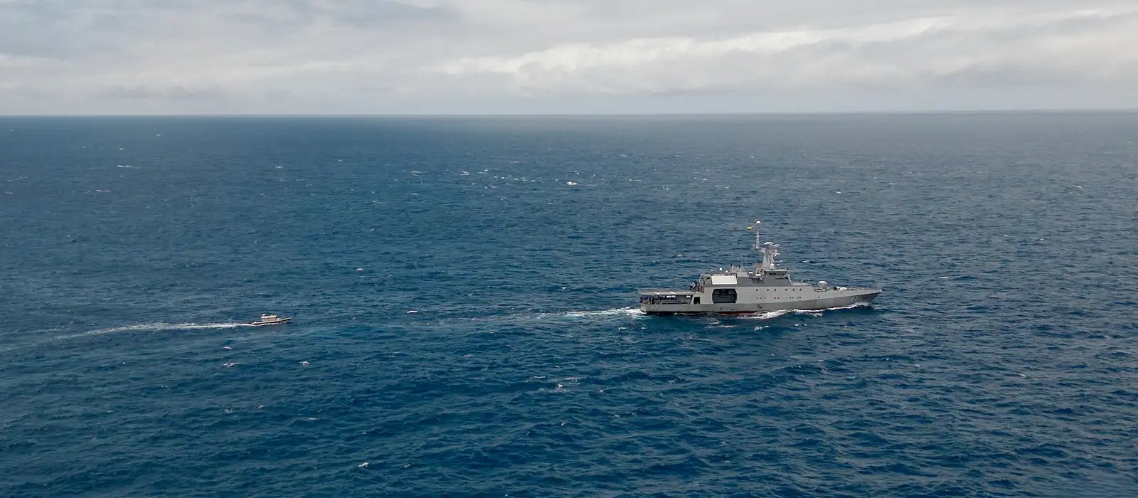 18 EU ataca otra embarcación presuntamente narco en el Pacífico sur