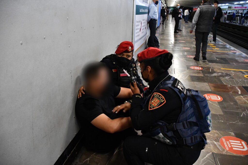 Suman 45 intentos de suicidio en el Metro en lo que va del año 1 Suman 45 intentos de suicidio en el Metro en lo que va del año