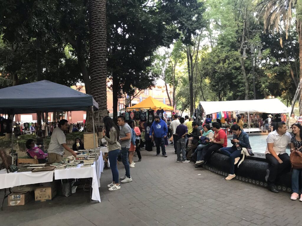 Crece el comercio informal en el centro de Coyoacán 2 Crece el comercio informal en el centro de Coyoacán