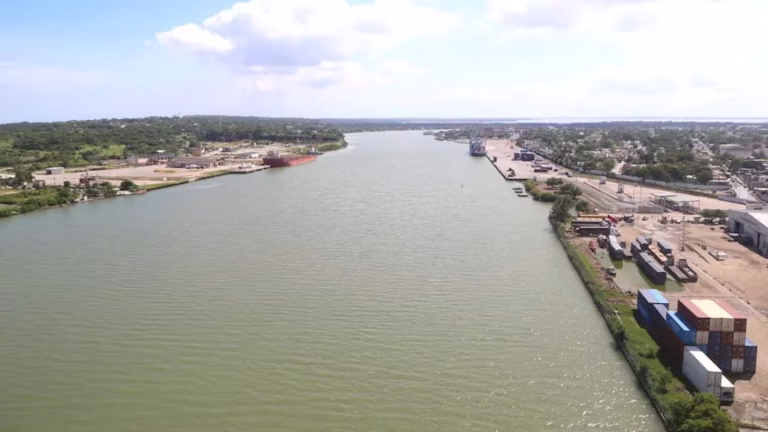 Alertan por aumento del nivel del Río Pánuco
