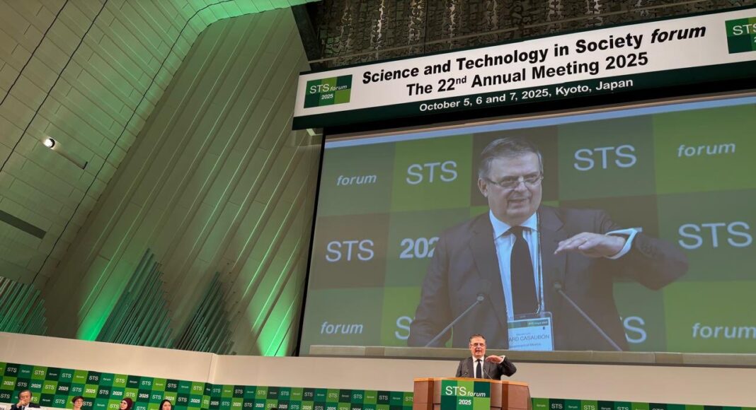 Ebrard anuncia foro mundial de ciencia y tecnología en México