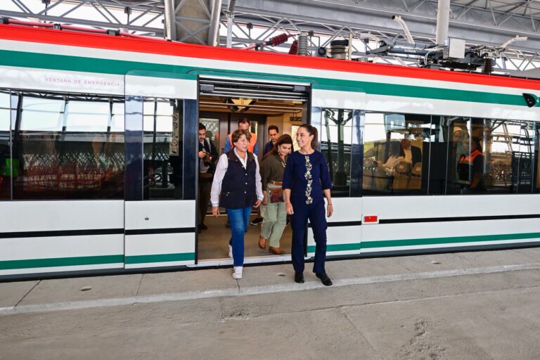 El Tren El Insurgente operará por completo en enero de 2026