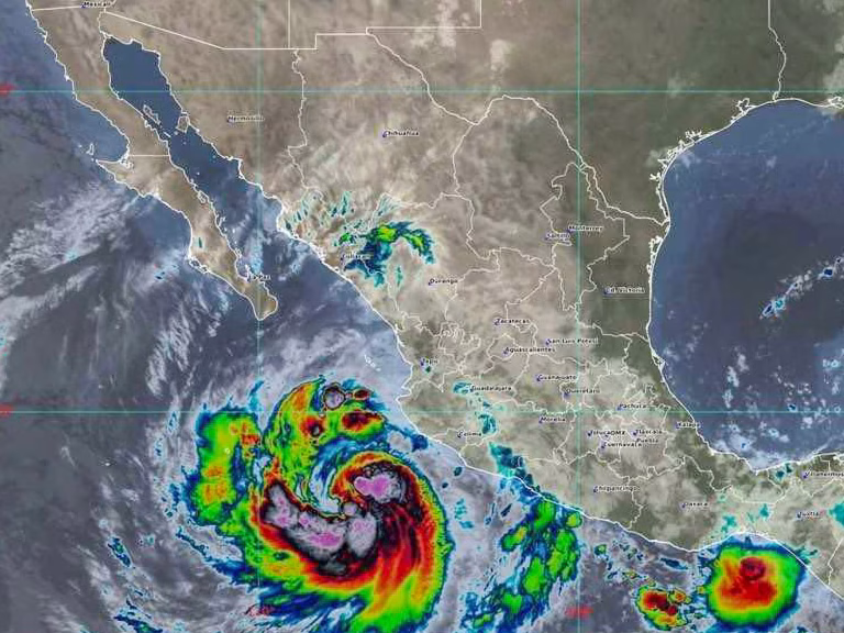 Huracán Priscilla provoca lluvias y oleaje elevado en el Pacífico