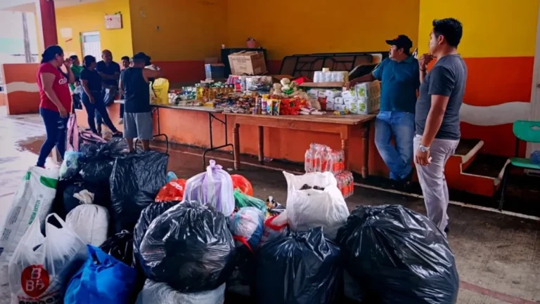 Pobladores de Pantepec envían ayuda a comunidades afectadas en Hidalgo