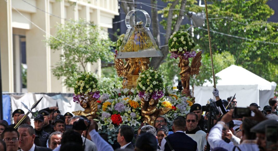 Más de tres millones de fieles acompañan la Romería de la Virgen de Zapopan