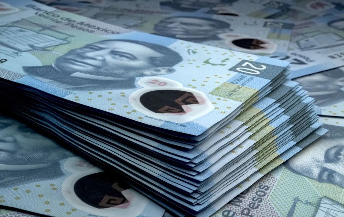 6 Banco de México ordena el retiro del billete azul con la imagen de Benito Juárez