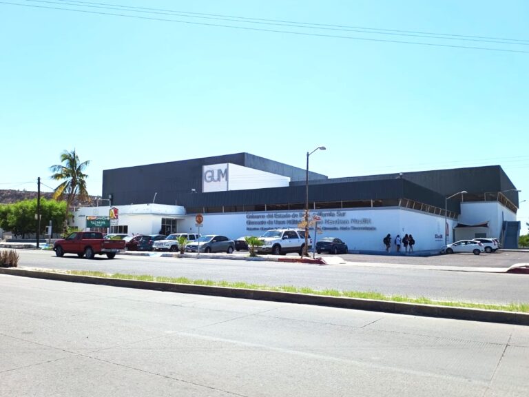 Rehabilitarán gimnasio y pista del INSUDE en BCS