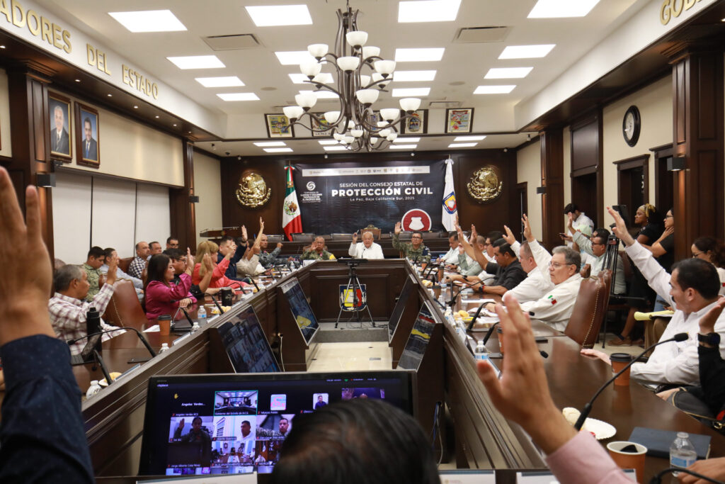 Suspenden clases en Baja California Sur ante la amenaza del huracán Priscilla 3 Suspenden clases en Baja California Sur ante la amenaza del huracán Priscilla