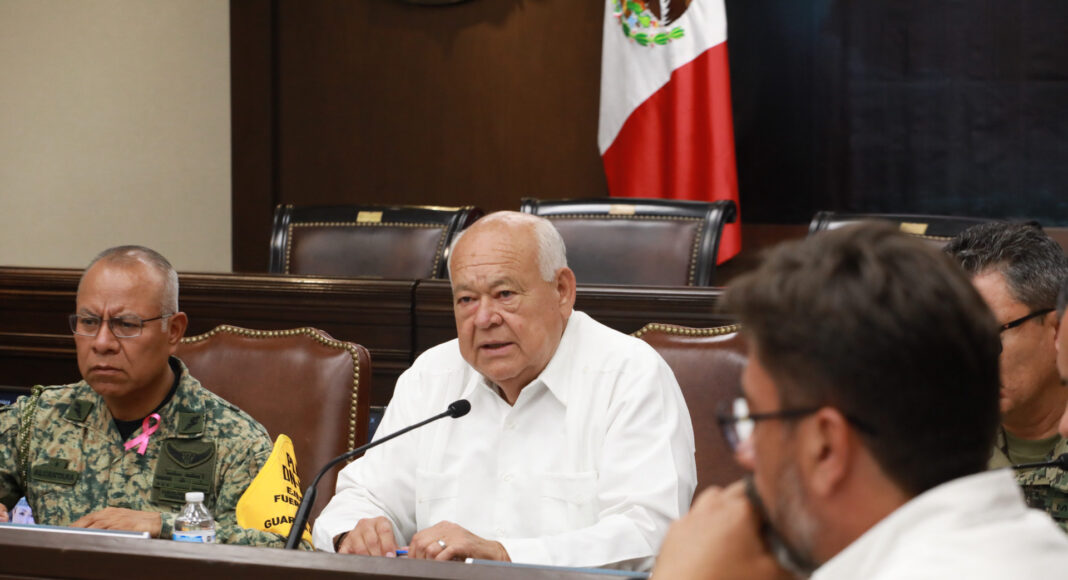 Suspenden clases en Baja California Sur ante la amenaza del huracán Priscilla