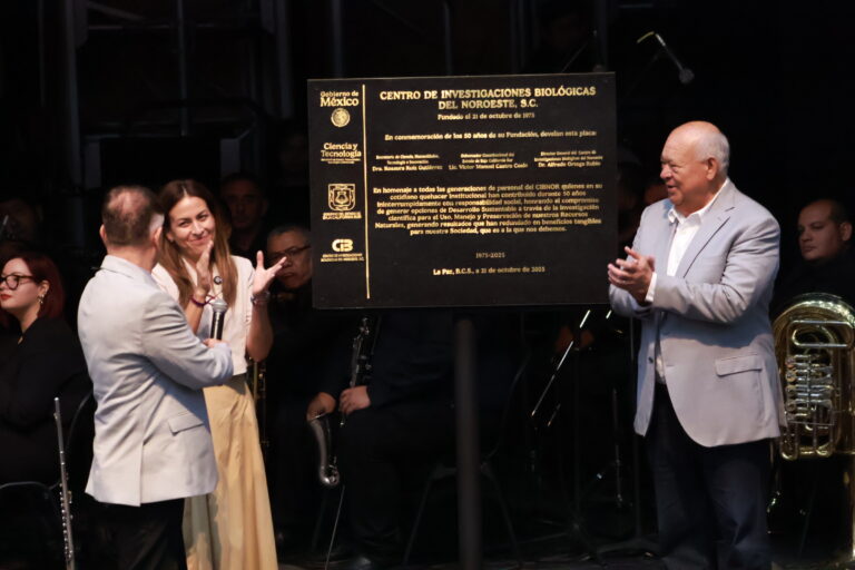 Castro Cosío celebra 50 años del CIBNOR