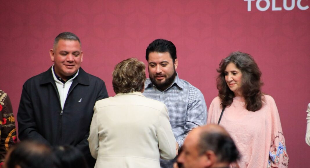 Firma Alcalde Isaac Montoya Convenio De La Estrategia CERA
