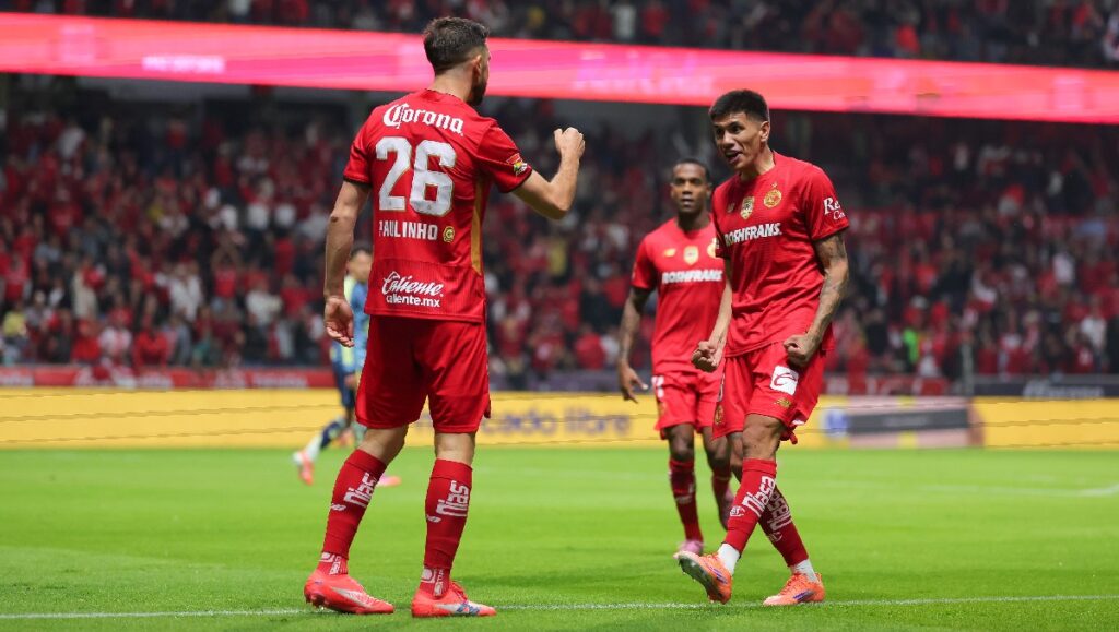 Toluca vence al América y pelea la cima del torneo 18 Toluca vence al América y pelea la cima del torneo