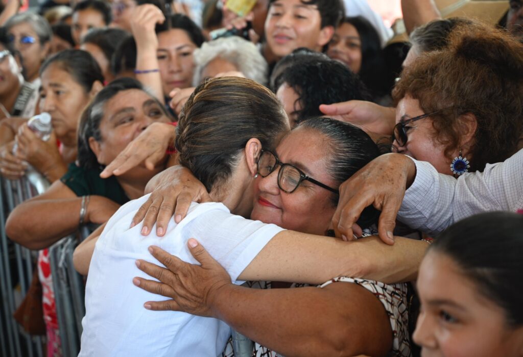 Sheinbaum: “Con el pueblo de nuestro lado, nada detiene a la patria” 1 Sheinbaum: “Con el pueblo de nuestro lado, nada detiene a la patria”