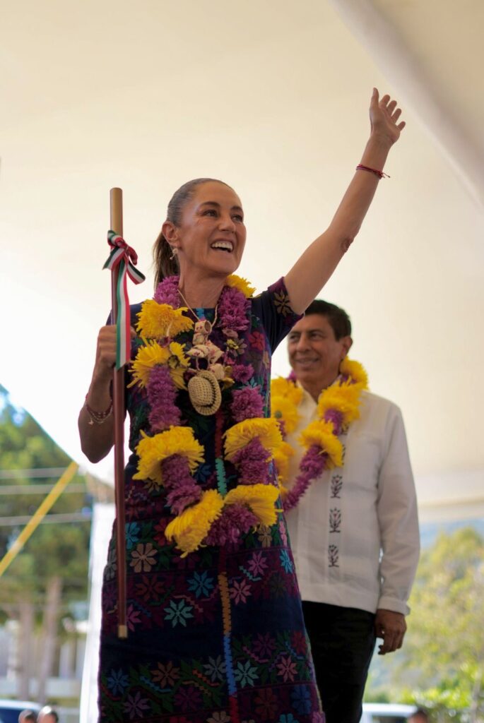 Gira de Sheinbaum en la Mixteca enfrenta protestas de la CNTE 1 Gira de Sheinbaum en la Mixteca enfrenta protestas de la CNTE