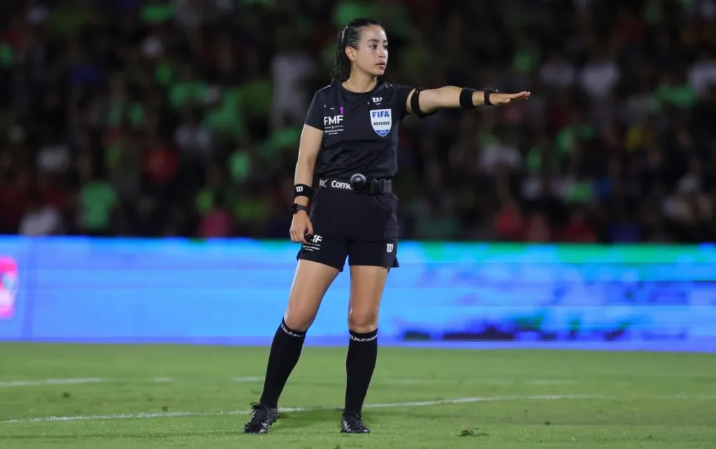 Katia Itzel García, nominada a Mejor Árbitra del mundo por la IFFHS 1 Katia Itzel García, nominada a Mejor Árbitra del mundo por la IFFHS