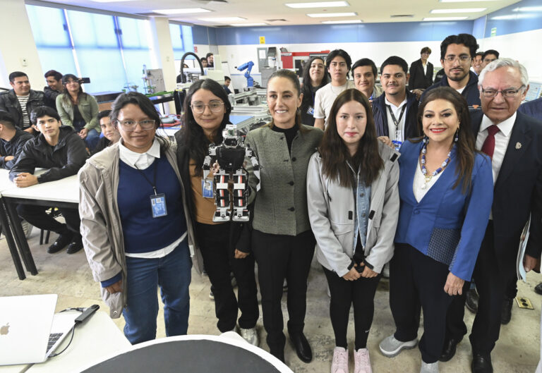 México lanza el mayor centro público de formación en inteligencia artificial de América Latina