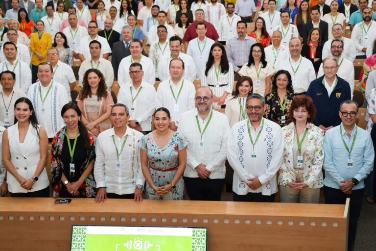 Universidades deben humanizar la tecnología: SEP