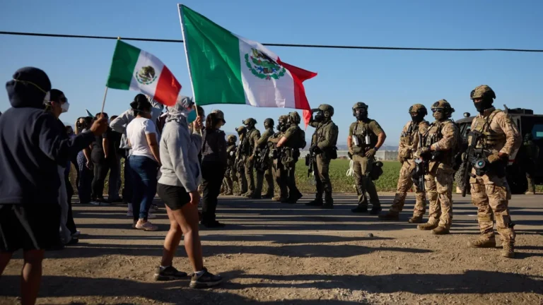 Organizaciones migrantes piden a Sheinbaum fortalecer la protección consular en EU