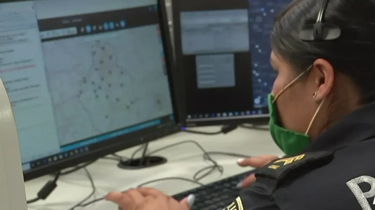 Invitan a mujeres a usar la Línea 079 ante casos de violencia