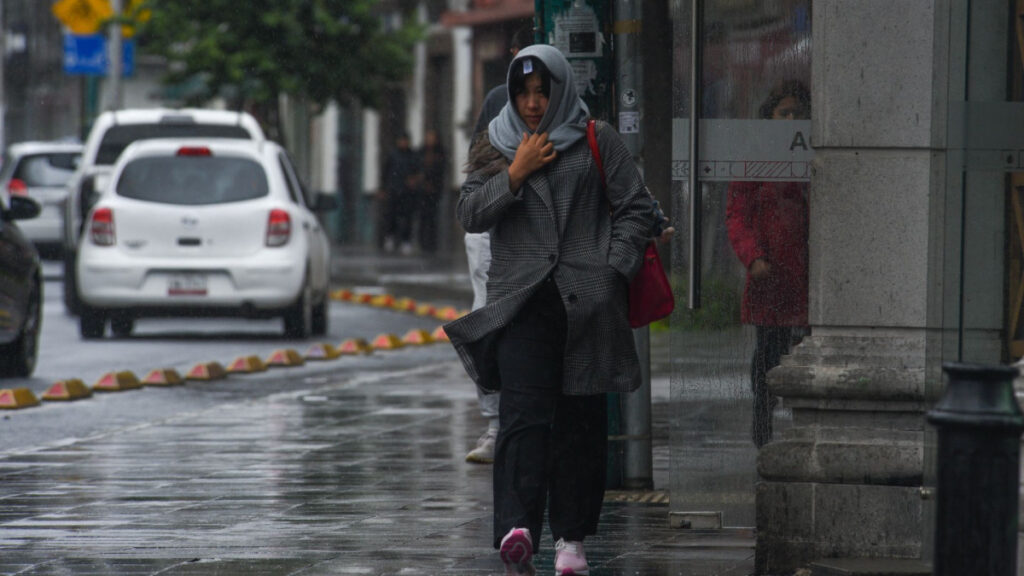 Frente frío 12 traerá lluvias y fuertes rachas de viento en el sur del país 1 Frente frío 12 traerá lluvias y fuertes rachas de viento en el sur del país