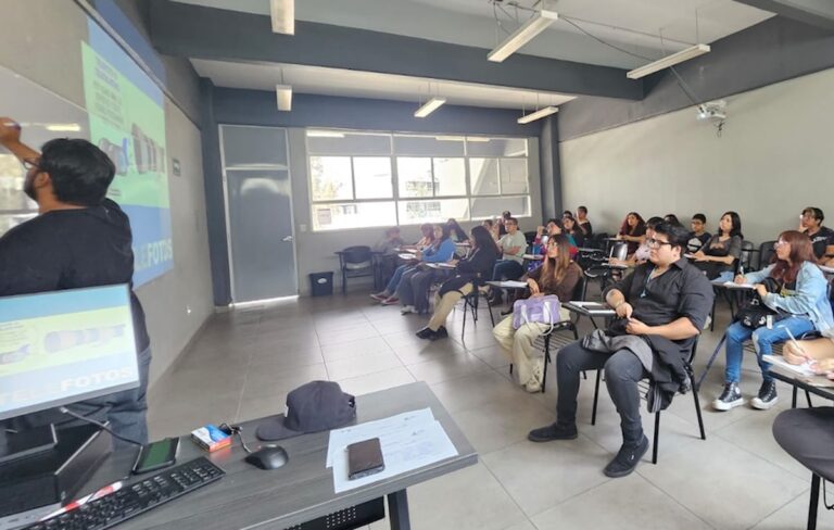 SEP proyecta 202 mil espacios en la Universidad Rosario Castellanos para 2030