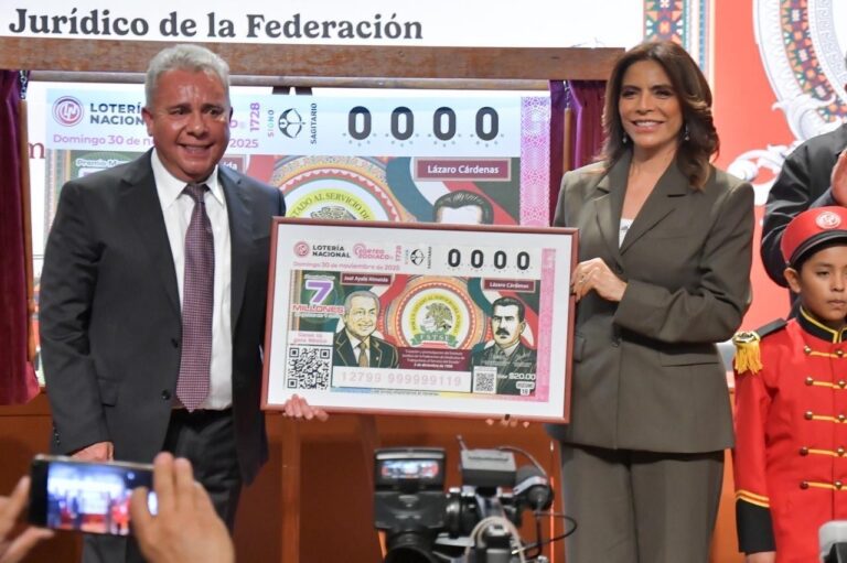 Billete conmemorativo celebra 87 años de la FSTSE