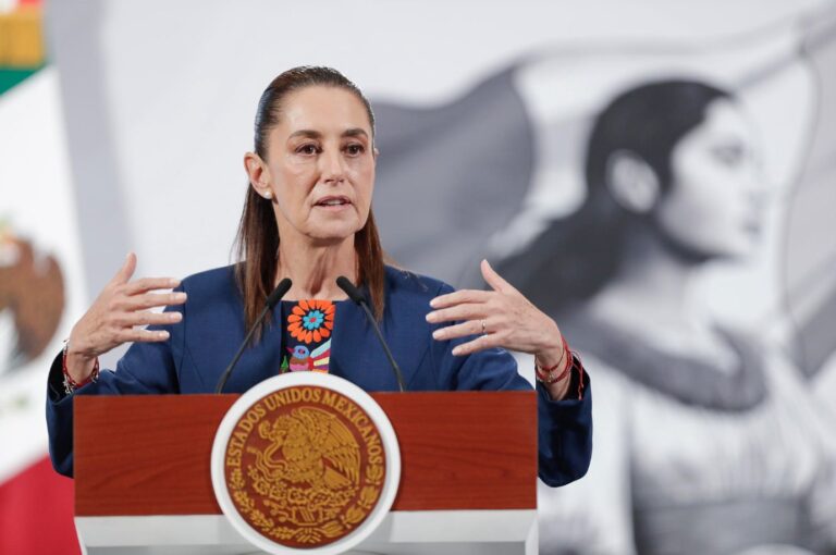 Sheinbaum llama al diálogo entre Trump y Maduro ante tensiones