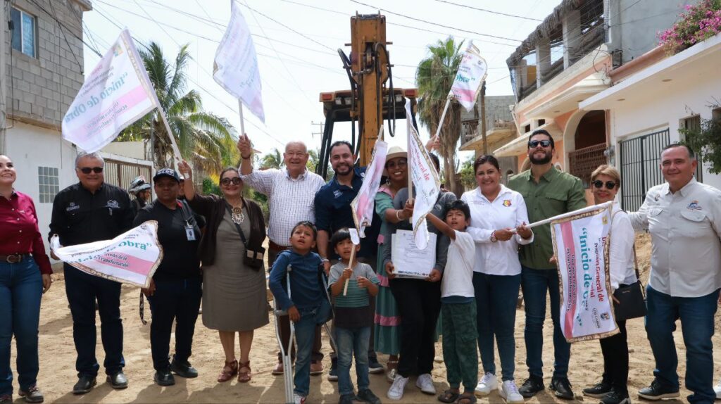 Inician pavimentación y apoyo a vivienda en Los Cabos 1 Inician pavimentación y apoyo a vivienda en Los Cabos