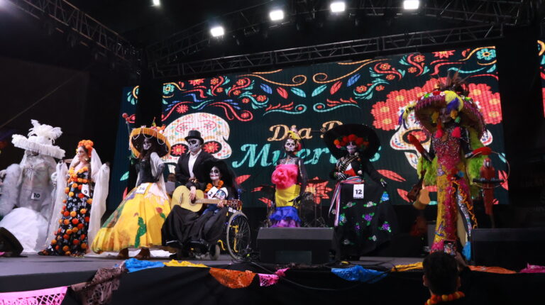 Premian talento en el 25° Festival Tradicional de Día de Muertos