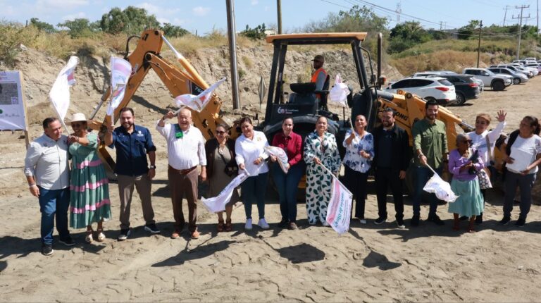 Inauguran unidad médica y nuevas obras en Los Cabos