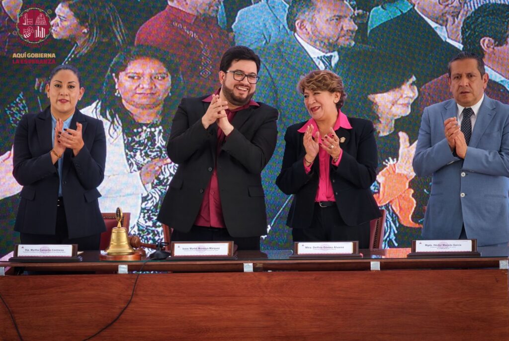 Montoya destaca avances en su Primer Informe en Naucalpan 2 Montoya destaca avances en su Primer Informe en Naucalpan