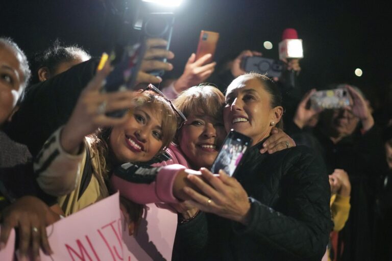 Sheinbaum supervisa CECI en Juárez y felicita a Kast