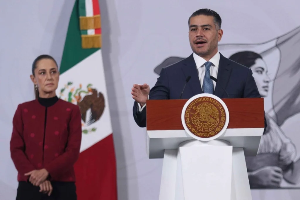 Gobierno reporta 1,761 detenidos y 15 t de droga asegurada 2 Gobierno reporta 1,761 detenidos y 15 t de droga asegurada