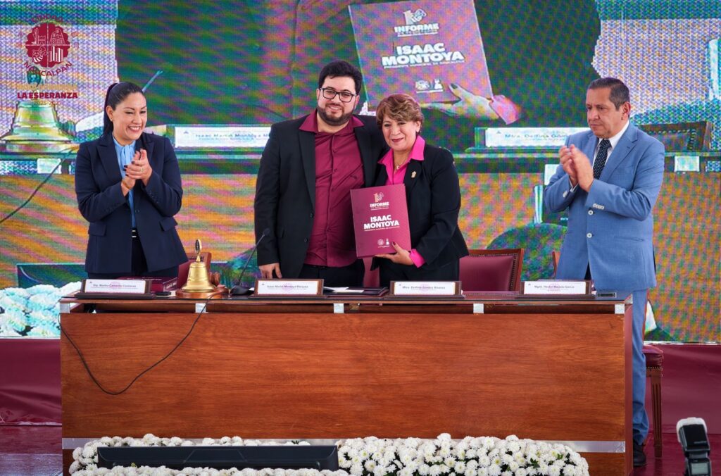 Montoya destaca avances en su Primer Informe en Naucalpan 1 Montoya destaca avances en su Primer Informe en Naucalpan