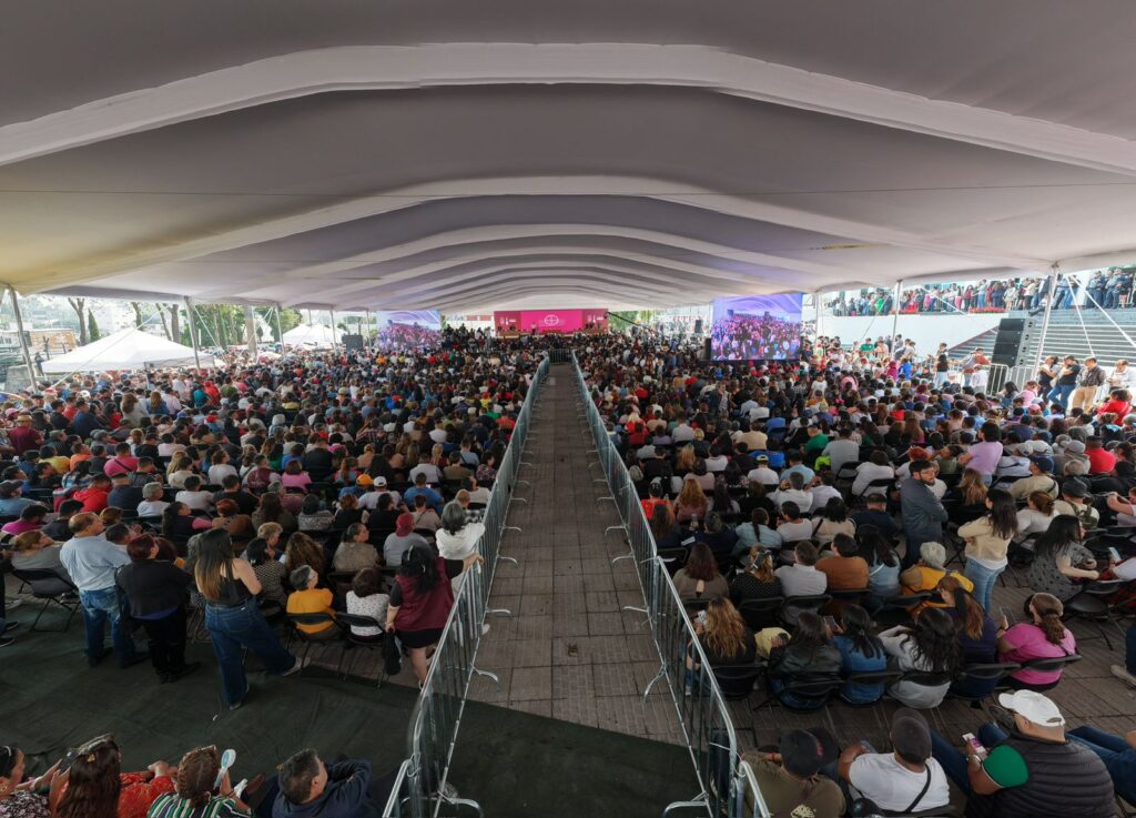 Montoya destaca avances en su Primer Informe en Naucalpan 4 Montoya destaca avances en su Primer Informe en Naucalpan