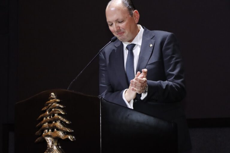 Jorge Serio Salomón asume presidencia de Centro Libanés