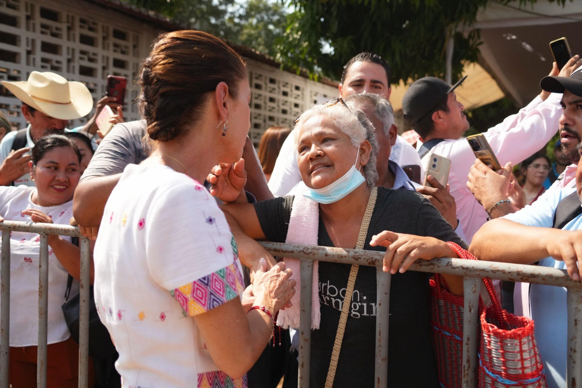28 Sheinbaum plantea estrategia para pagar precio justo al café en Guerrero