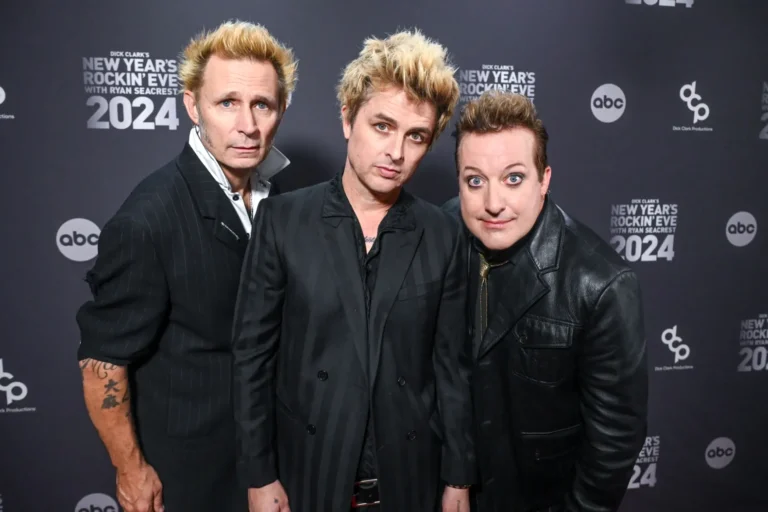 Green Day inaugurará el Supertazón 60 de la NFL