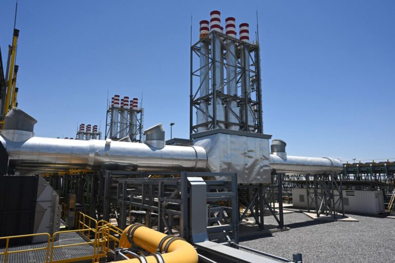 Sheinbaum destaca contrato especial ante posible alza del gas