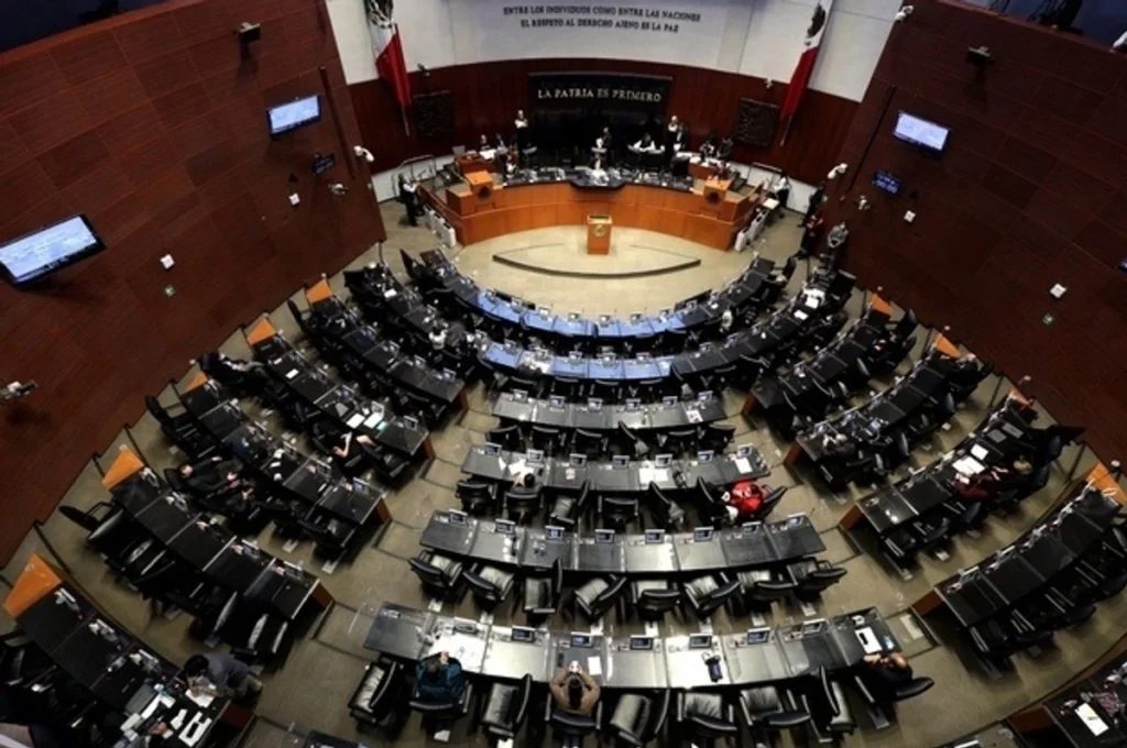 Avanza en el Senado jornada laboral de 40 horas semanales 2 Avanza en el Senado jornada laboral de 40 horas semanales