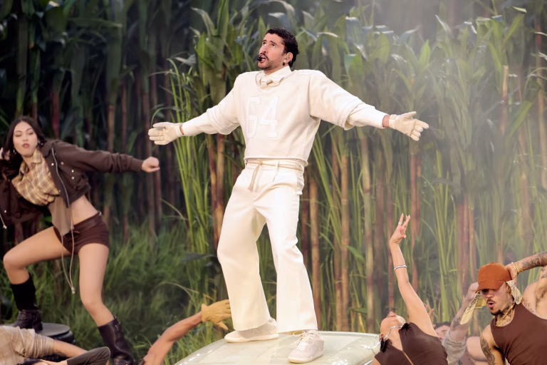 Sheinbaum destaca mensaje de unión de Bad Bunny en el Supertazón