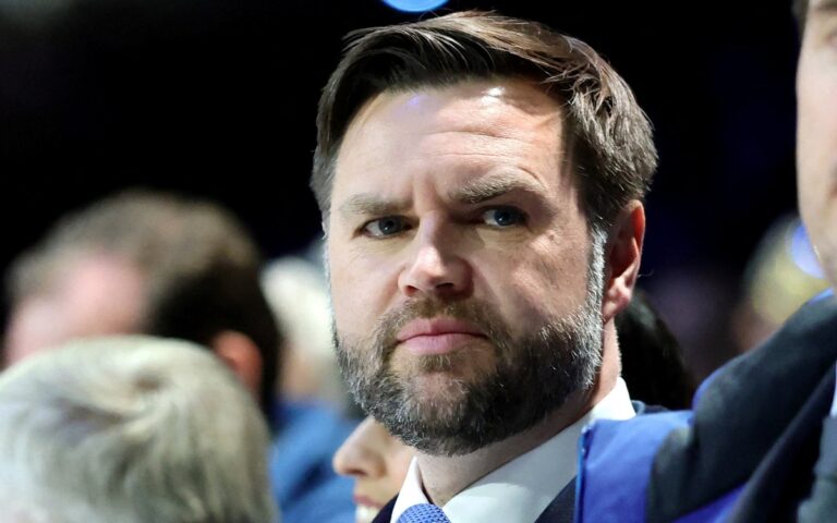 Trump reacciona a abucheos contra JD Vance en Italia