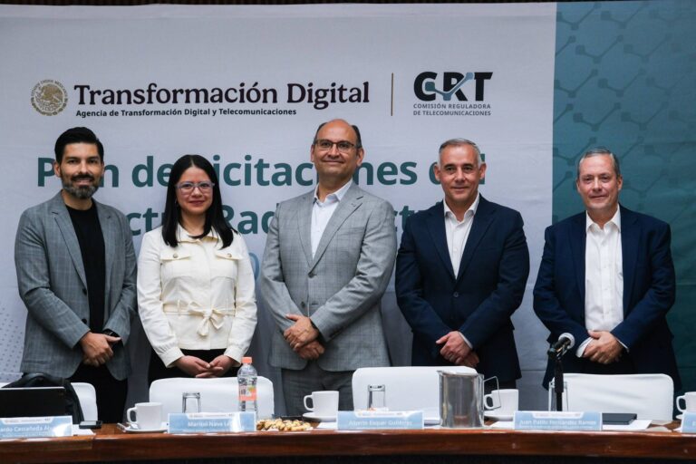 CRT prevé licitar espectro radioeléctrico desde el tercer trimestre