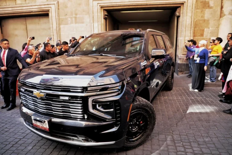 Sheinbaum se reúne con embajador de EU tras operativo