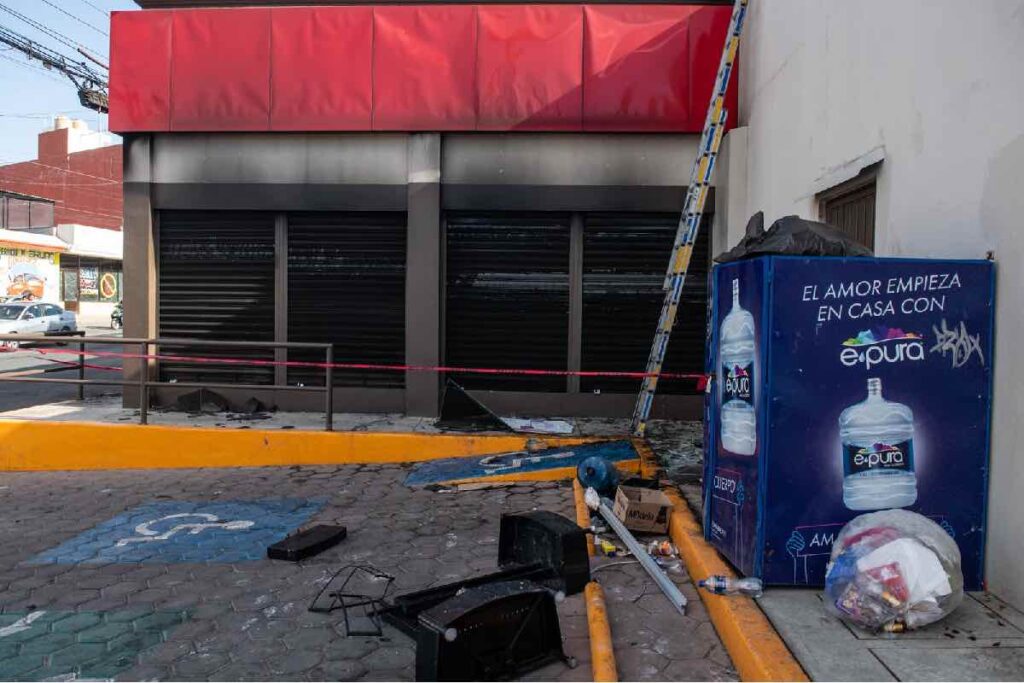 Violencia impacta a Oxxo y cadenas comerciales en Jalisco 1 Violencia impacta a Oxxo y cadenas comerciales en Jalisco